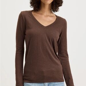 Velvet by Graham & Spencer Med. Blaire original slub tee in nutella (brown)